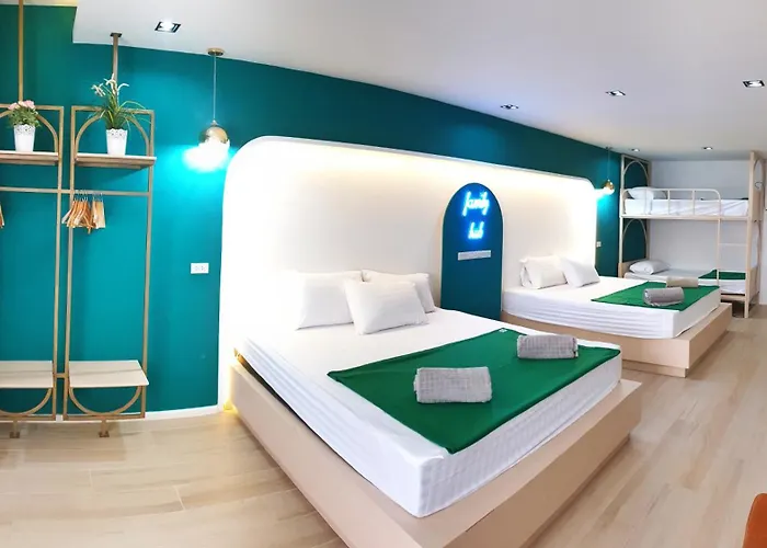 Family Hub Pratunam בנגקוק